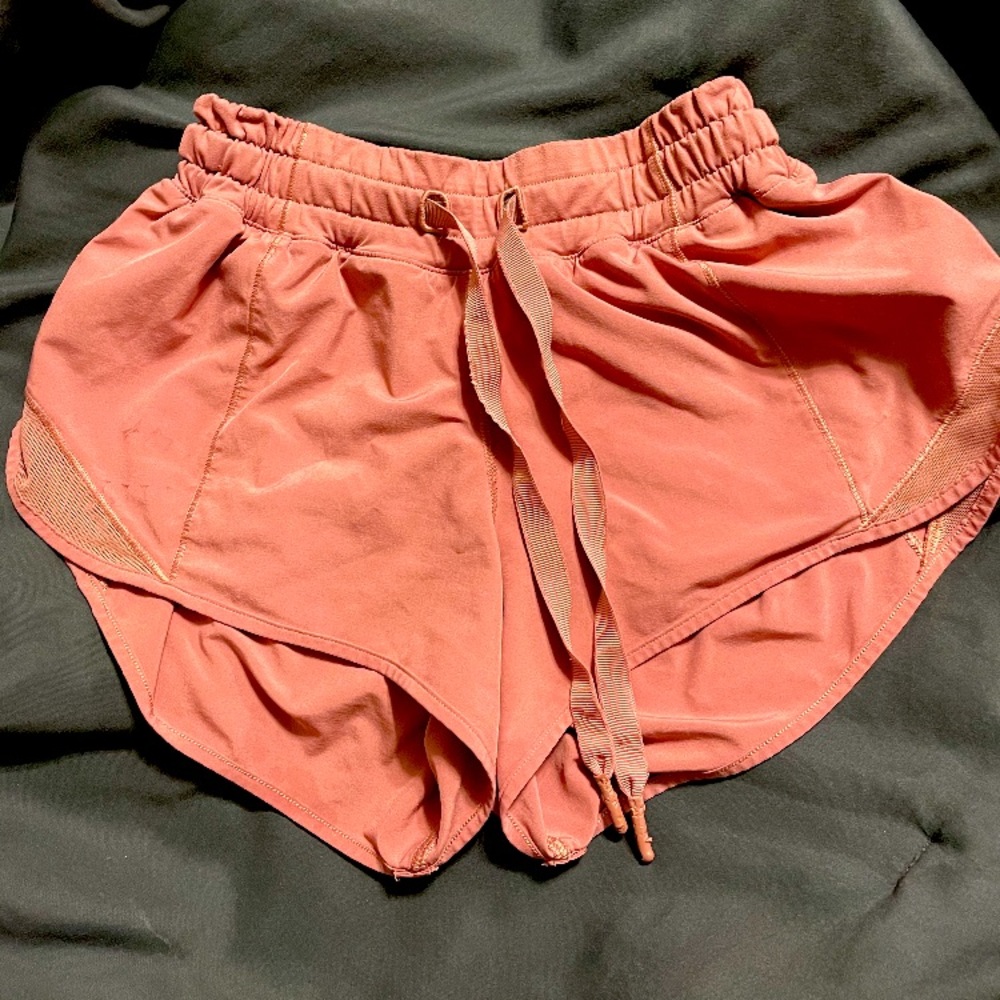 Lululemon hotty hot shorts
